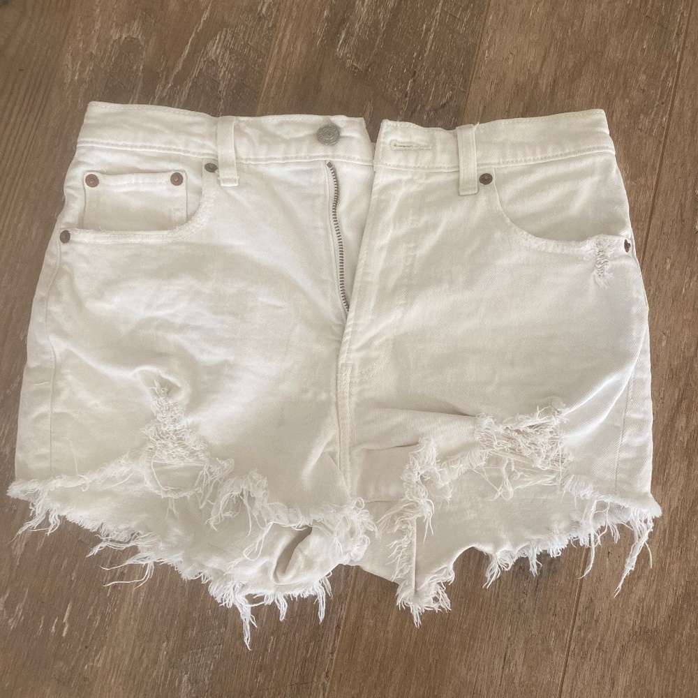 Abercrombie mom high rise shorts